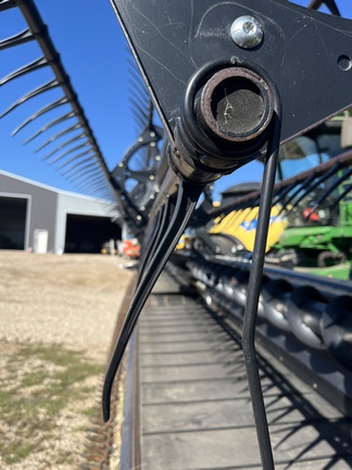2012 MacDon FD70-40 Header Combine