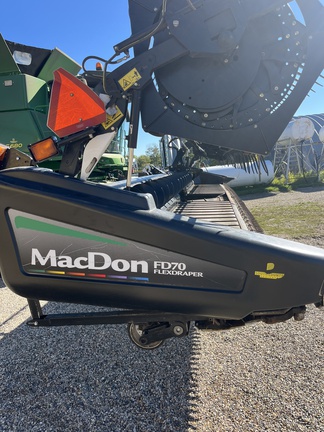 2012 MacDon FD70-40 Header Combine