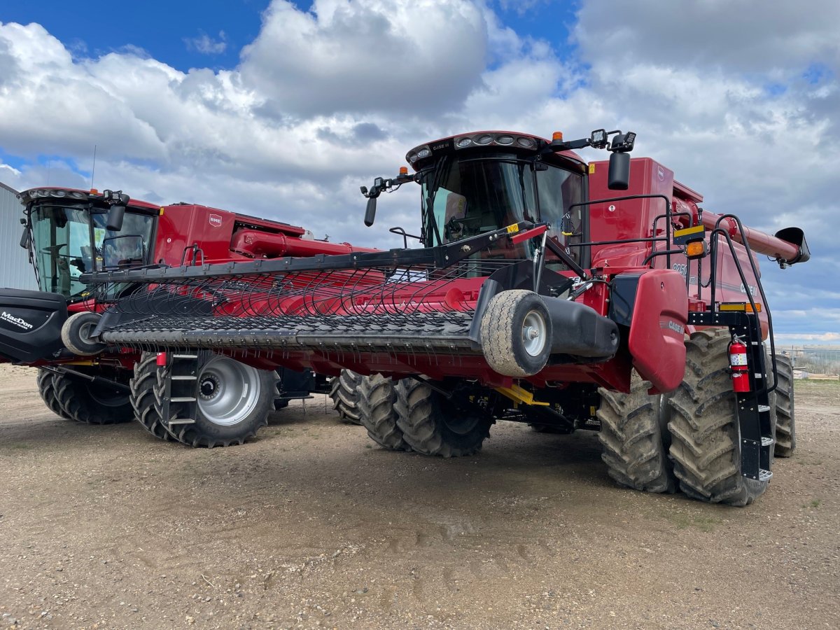 2023 Case 8250 Combine