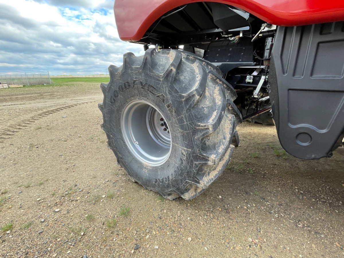 2023 Case 8250 Combine