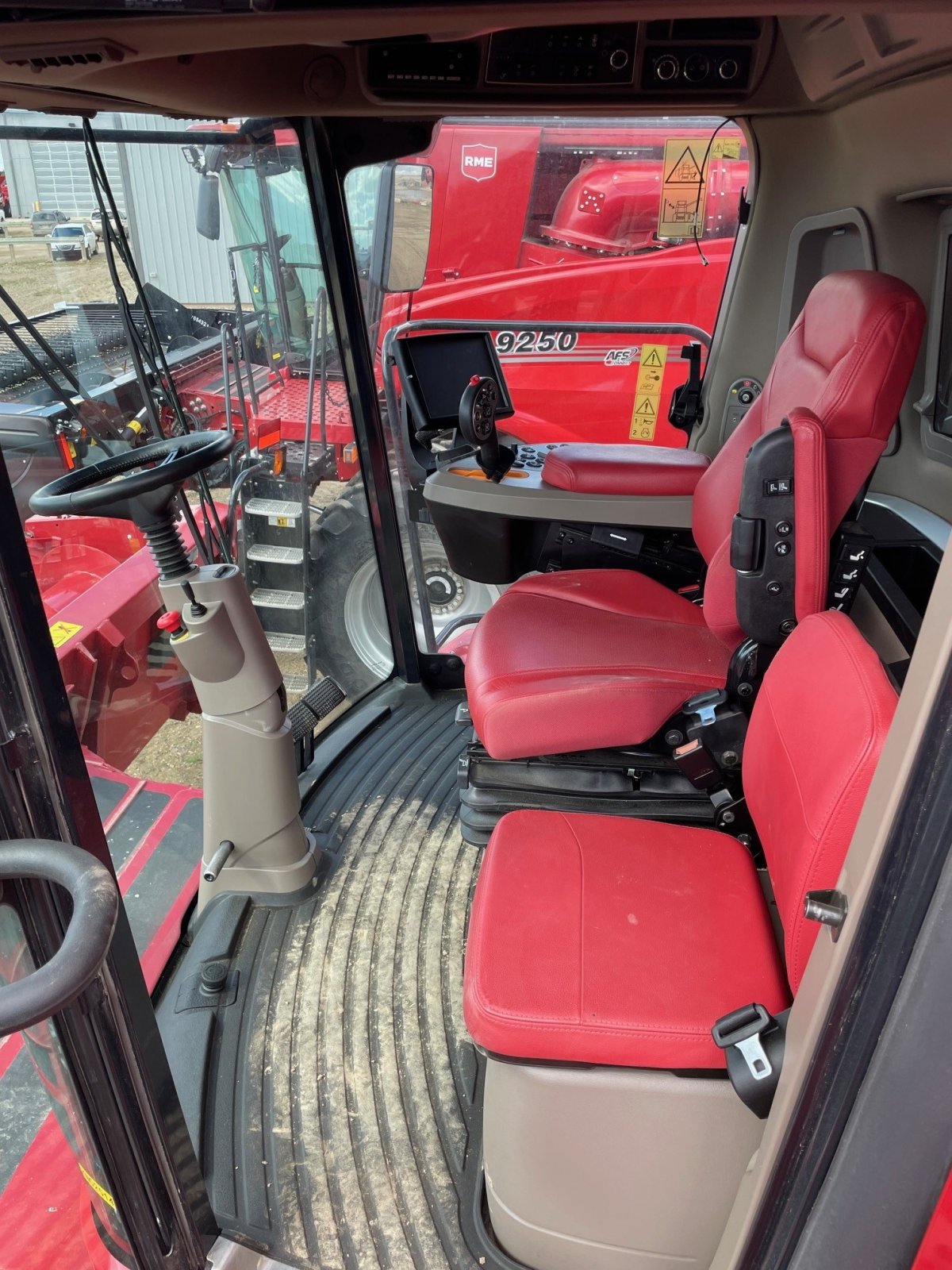 2023 Case 8250 Combine