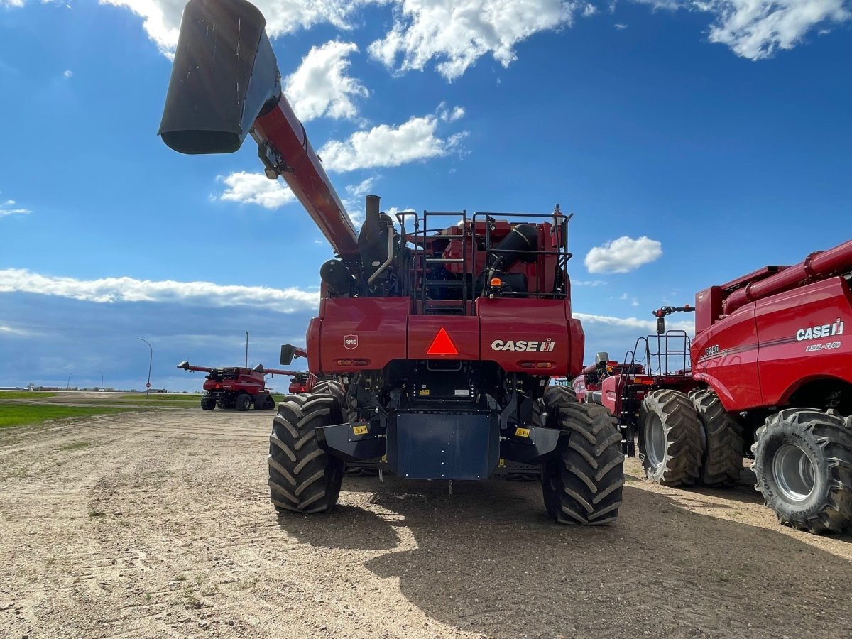 2023 Case 8250 Combine
