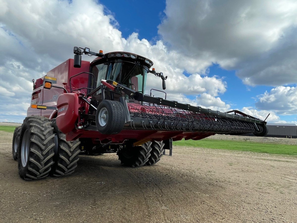 2023 Case 8250 Combine