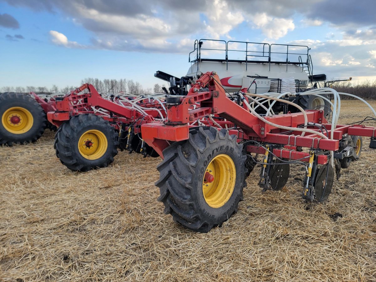 2016 Bourgault 3320-76 Seeding Tool