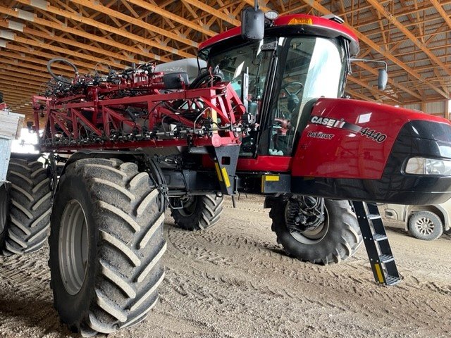 2018 Case 4440-120 Sprayer/High Clearance