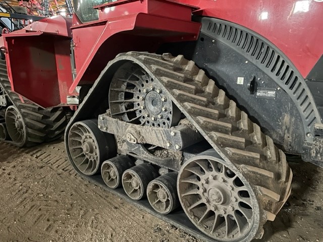 2020 Case 580Q Tractor Rubber Track