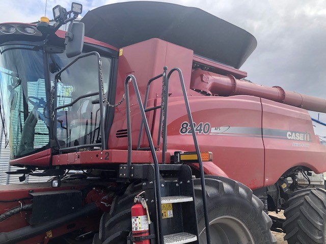 2018 Case 8240 Combine