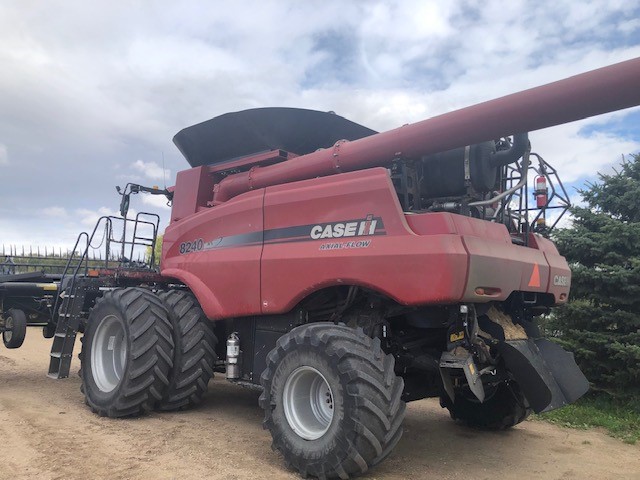 2018 Case 8240 Combine
