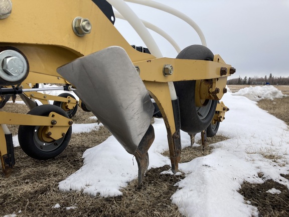 2013 Seed Master 100-15TXB Air Seeder