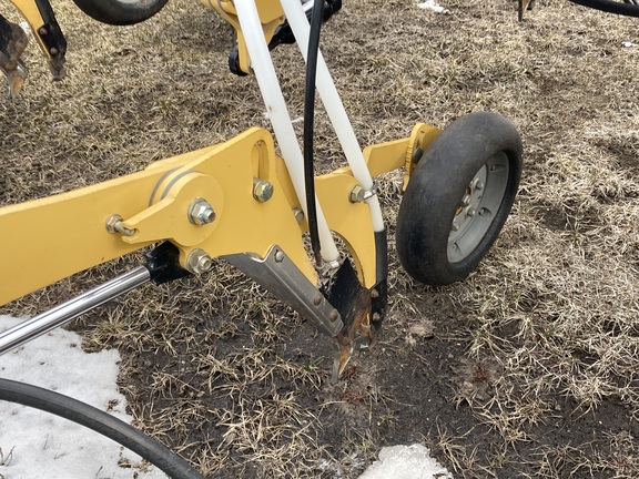 2013 Seed Master 100-15TXB Air Seeder