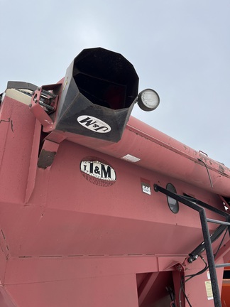 J&M 675-14 Grain Cart