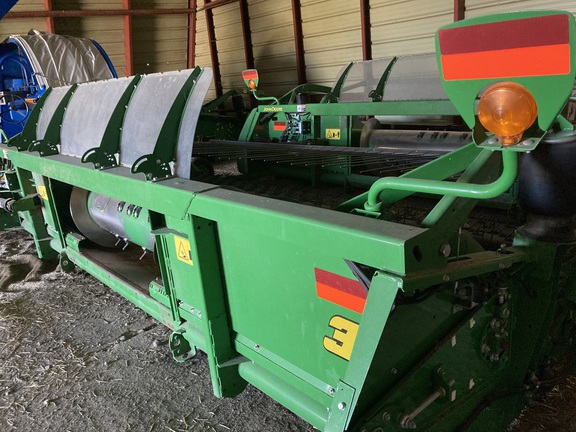 2015 John Deere 615P Header Combine