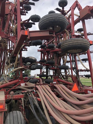 2015 Morris C2 Air Seeder