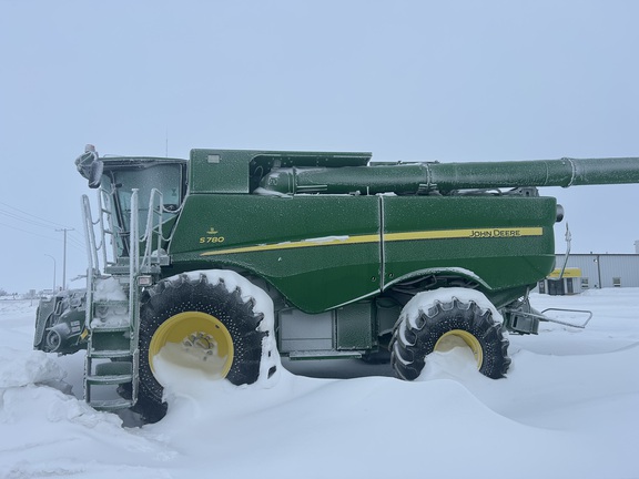 2018 John Deere S780 Combine