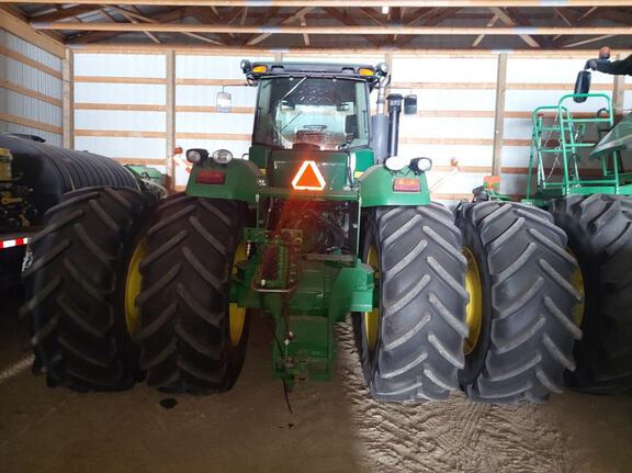 2009 John Deere 9230 Tractor 4WD