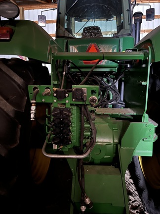 2009 John Deere 9230 Tractor 4WD