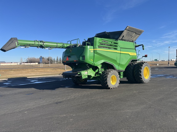 2024 John Deere X9 1100 Combine