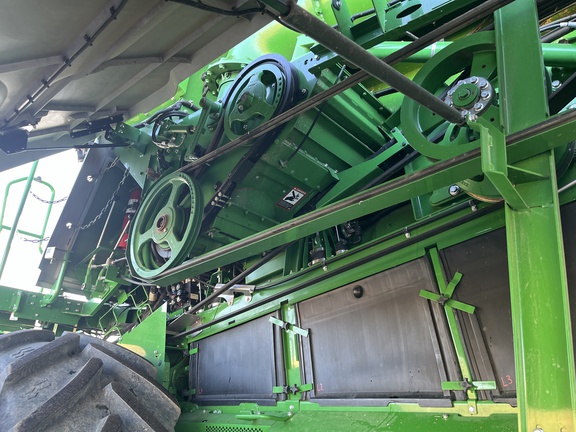 2024 John Deere X9 1100 Combine