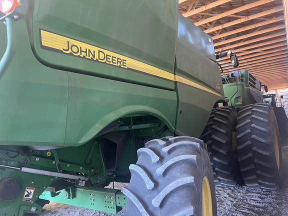 2020 John Deere S790 Combine