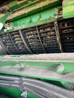 2016 John Deere S690 Combine