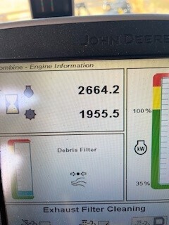 2016 John Deere S690 Combine