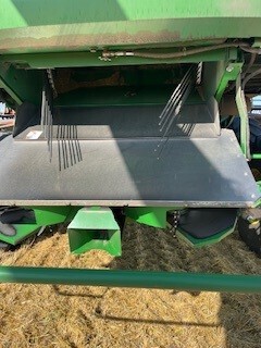 2016 John Deere S690 Combine