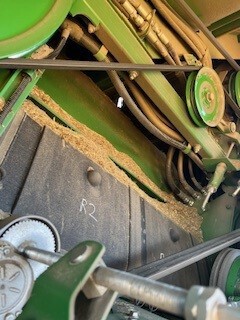 2016 John Deere S690 Combine