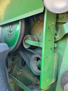 2016 John Deere S690 Combine