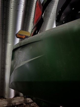 2022 John Deere HD35R Header Combine