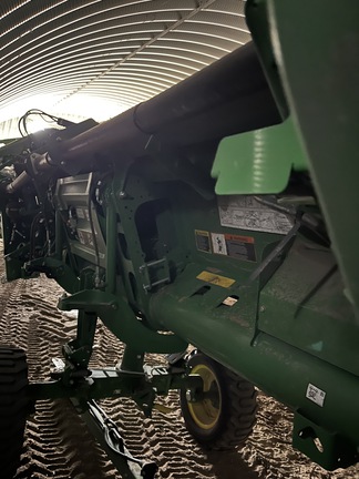 2022 John Deere HD35R Header Combine