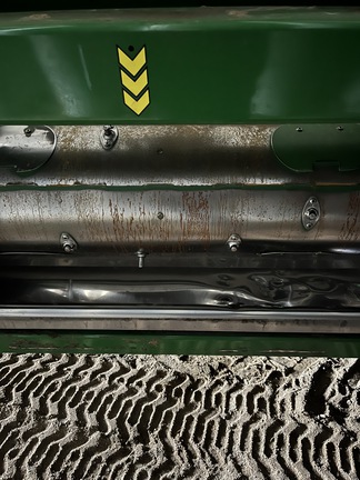 2022 John Deere HD35R Header Combine