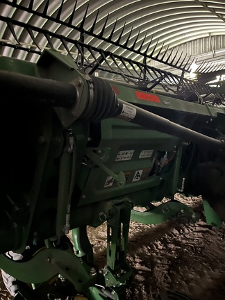 2022 John Deere HD35R Header Combine