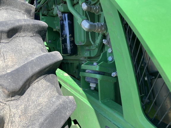 2013 John Deere 9560R Tractor 4WD