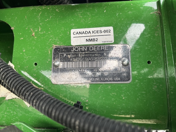 2025 John Deere X9 1100 Combine