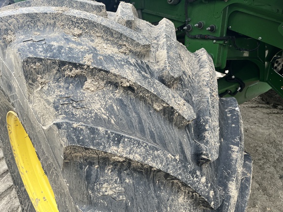 2025 John Deere X9 1100 Combine