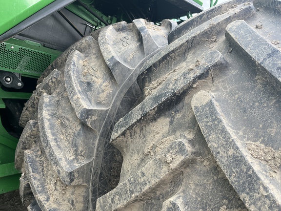 2025 John Deere X9 1100 Combine