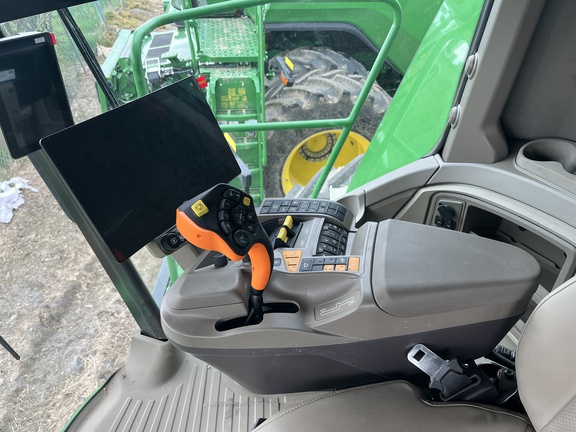 2025 John Deere X9 1100 Combine