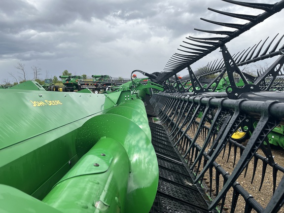 2025 John Deere HDF 50 Header Combine