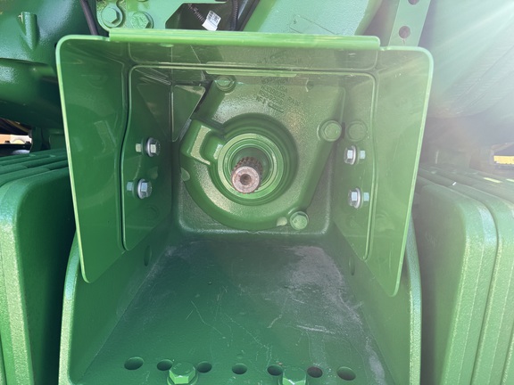 2025 John Deere 9RX 640 Tractor Rubber Track