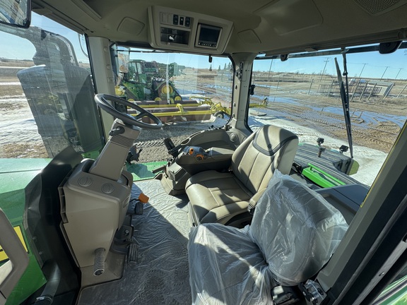 2025 John Deere 9RX 640 Tractor Rubber Track