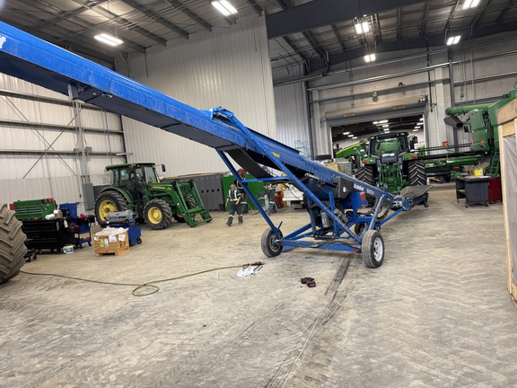 2019 Brandt 1547LP+ Grain Auger