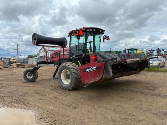 2015 MacDon M205 Windrower