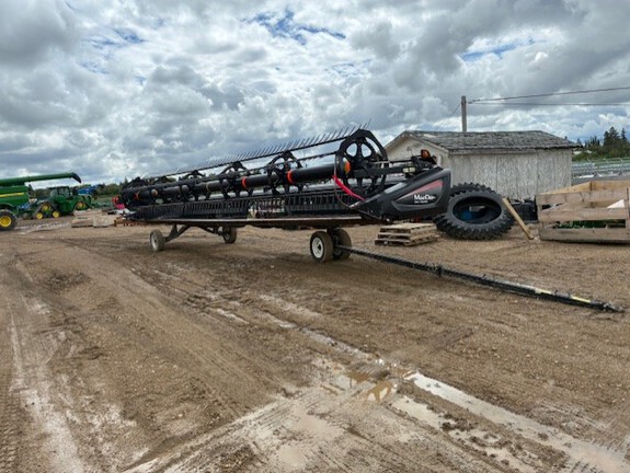 2015 MacDon M205 Windrower