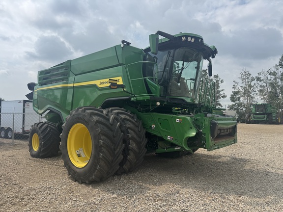 2024 John Deere X9 1000 Combine