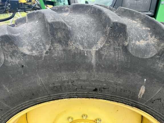 2010 John Deere A400 Windrower
