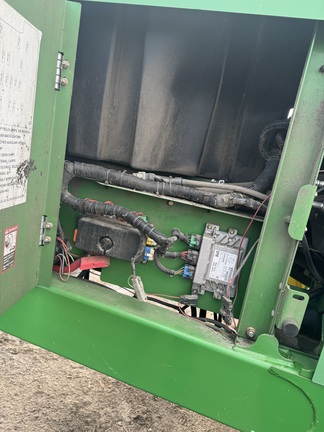 2010 John Deere A400 Windrower