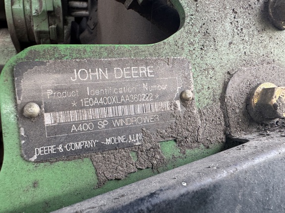 2010 John Deere A400 Windrower