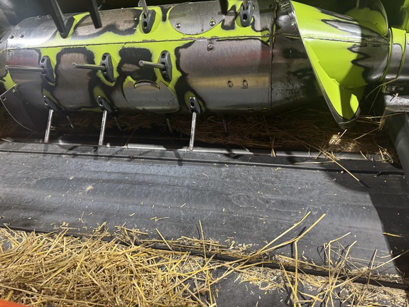2022 CLAAS 1380 Header Combine