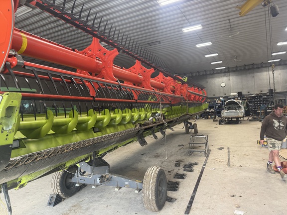 2024 CLAAS 1380 Header Combine