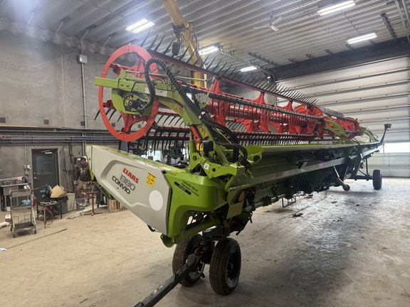 2024 CLAAS 1380 Header Combine